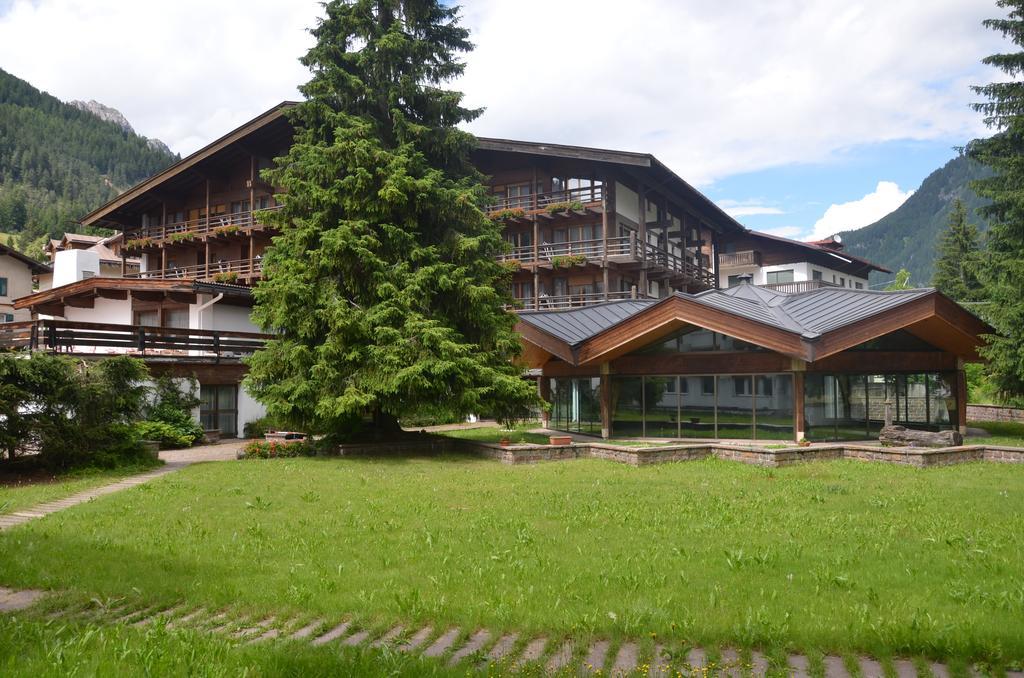 Hotel Trento Pozza di Fassa Exterior foto